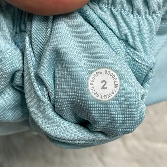 Lululemon #LW7AWBT Women's Light Blue Hotty Hot Short II Size 2 - Picture 7 of 8